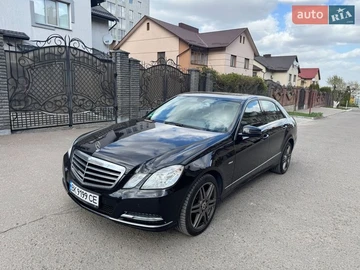 Авто Mercedes E-Class 2011 № 8728366