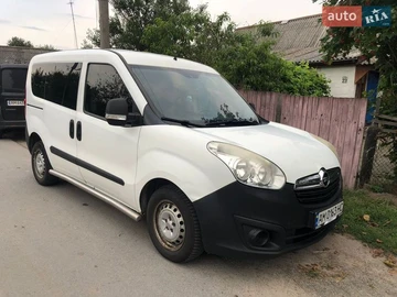 Авто Opel Combo 2013 № 8728871