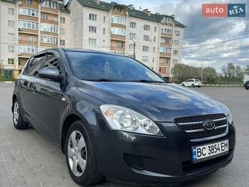 Авто KIA Ceed 2008 № 8729465