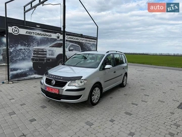 Авто Volkswagen Touran 2007 № 8729494