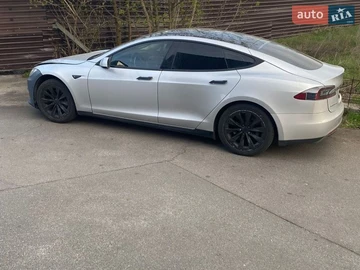 Авто Tesla Model S 2013 № 8729685
