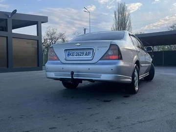Авто Chevrolet Evanda 2005 № 8730187