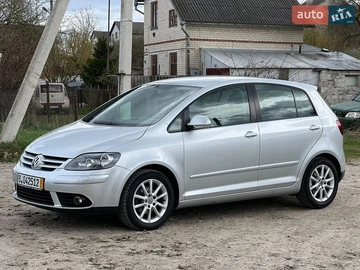 Авто Volkswagen Golf Plus 2006 № 8730238