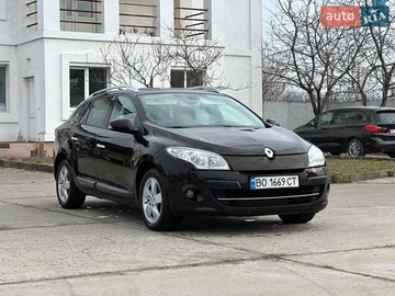 Авто Renault Megane 2011 № 8730328