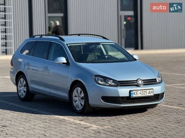 Авто Volkswagen Golf 2010 № 8730331