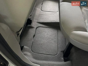 Авто Renault Kangoo 2011 № 8730428
