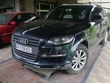 Авто Audi Q7 2006 № 8730538