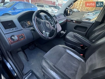 Авто Volkswagen Multivan 2011 № 8730589