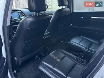Авто Toyota Highlander 2018 № 8730796