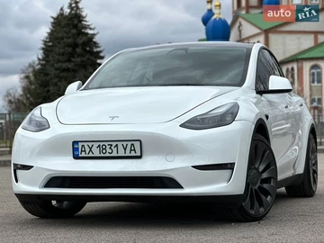 Авто Tesla Model Y 2024 № 8730962