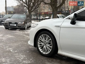 Авто Toyota Camry 2020 № 8731197