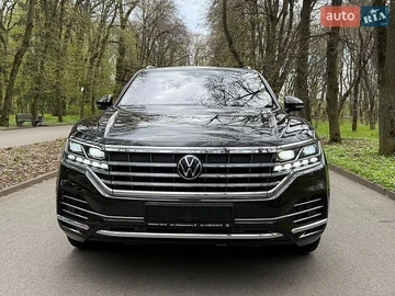 Авто Volkswagen Touareg 2021 № 8731211