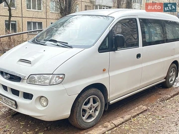 Авто Hyundai H-1 2002 № 8731228