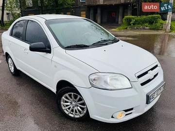 Авто Chevrolet Aveo 2008 № 8731232