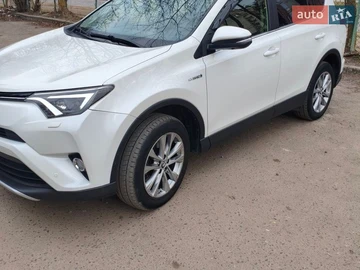 Авто Toyota Rav4 2018 № 8731435
