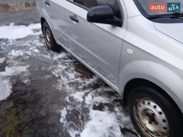 Авто Chevrolet Aveo 2006 № 8731606