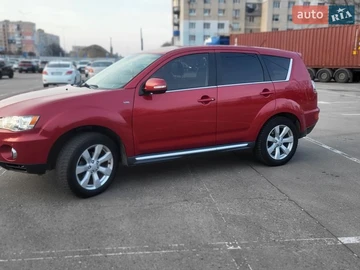 Авто Mitsubishi Outlander Xl 2010 № 8731838
