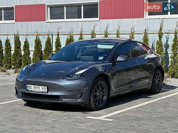 Авто Tesla Model 3 2021 № 8731877