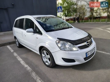 Авто Opel Zafira 2008 № 8732229
