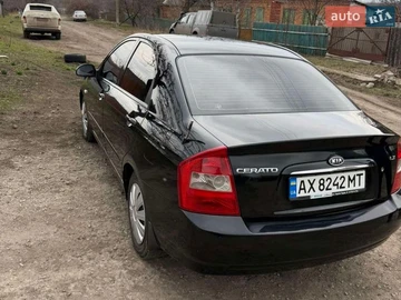 Авто KIA Cerato 2005 № 8732235