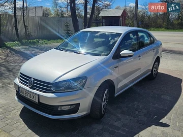 Авто Volkswagen Polo 2018 № 8732442