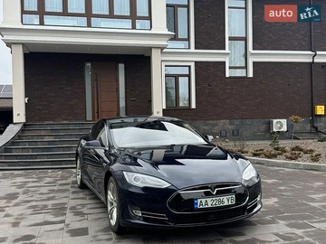 Авто Tesla Model S 2015 № 8732468