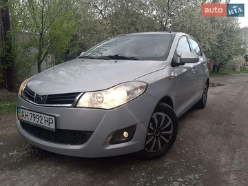 Авто ЗАЗ Forza 2011 № 8732720