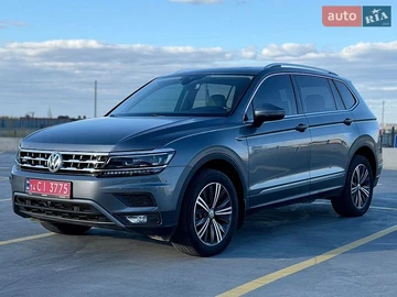 Авто Volkswagen Tiguan 2017 № 8733029