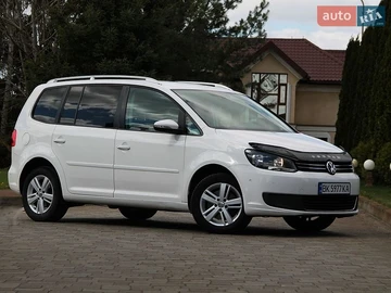 Авто Volkswagen Touran 2012 № 8733191