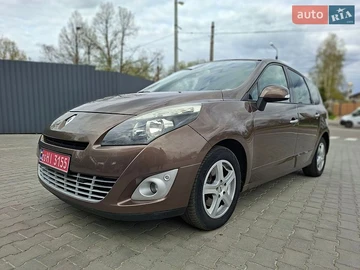 Авто Renault Grand Scenic 2010 № 8733211