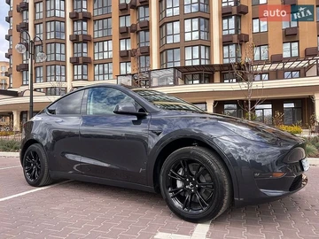 Авто Tesla Model Y 2025 № 8733302
