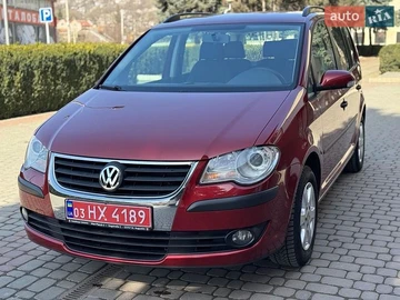 Авто Volkswagen Touran 2009 № 8733337