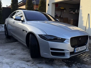 Авто Jaguar Xe 2016 № 8733350