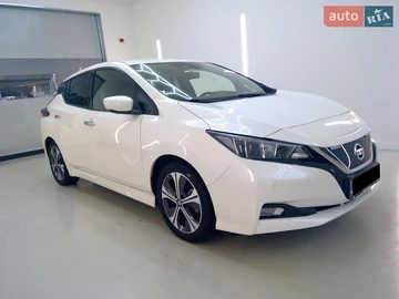 Авто Nissan Leaf 2020 № 8733354