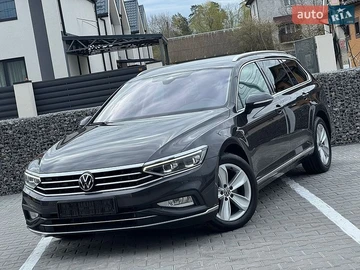 Авто Volkswagen Passat 2022 № 8733694