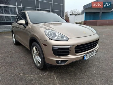 Авто Porsche Cayenne 2015 № 8733698