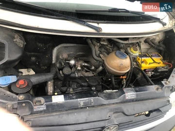 Авто Volkswagen Transporter 2001 № 8733860