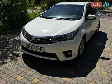 Авто Toyota Corolla 2015 № 8733896