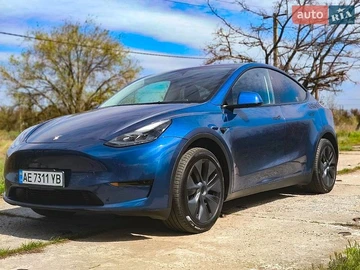Авто Tesla Model Y 2024 № 8734033