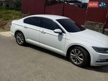 Авто Volkswagen Passat 2017 № 8734297