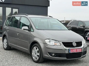 Авто Volkswagen Touran 2007 № 8734505