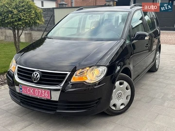 Авто Volkswagen Touran 2008 № 8734659