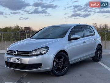 Авто Volkswagen Golf 2009 № 8735103