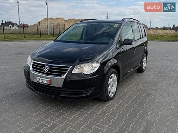 Авто Volkswagen Touran 2008 № 8735265