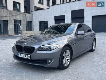 Авто BMW 5 Series 2011 № 8735292