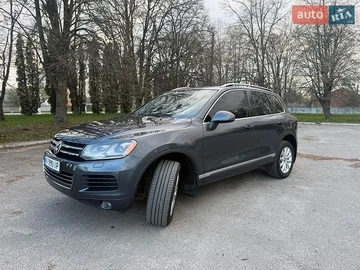 Авто Volkswagen Touareg 2010 № 8735485