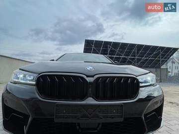 Авто BMW 5 Series 2018 № 8735528