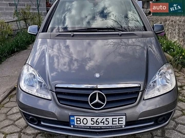 Авто Mercedes A-Class 2011 № 8735894