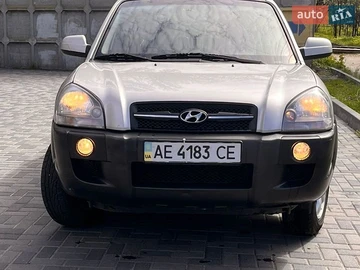 Авто Hyundai Tucson 2007 № 8735913