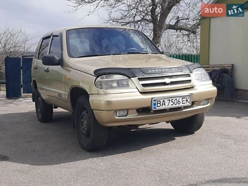 Авто Chevrolet Niva 2004 № 8736149